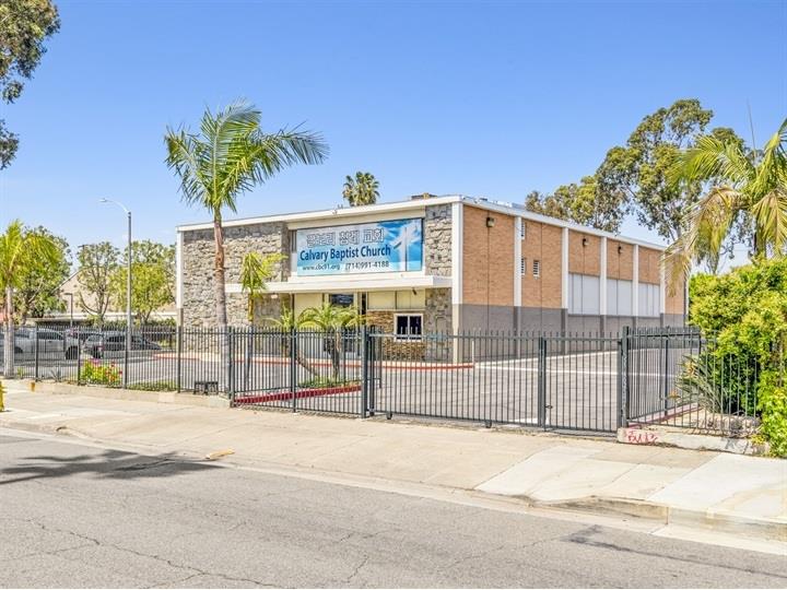 2231 W. Lincoln Avenue