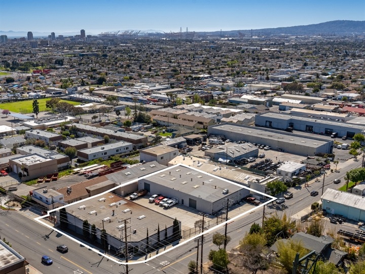 1550 E Burnett and 2399 Walnut Ave