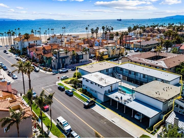 Tropicana Apartments