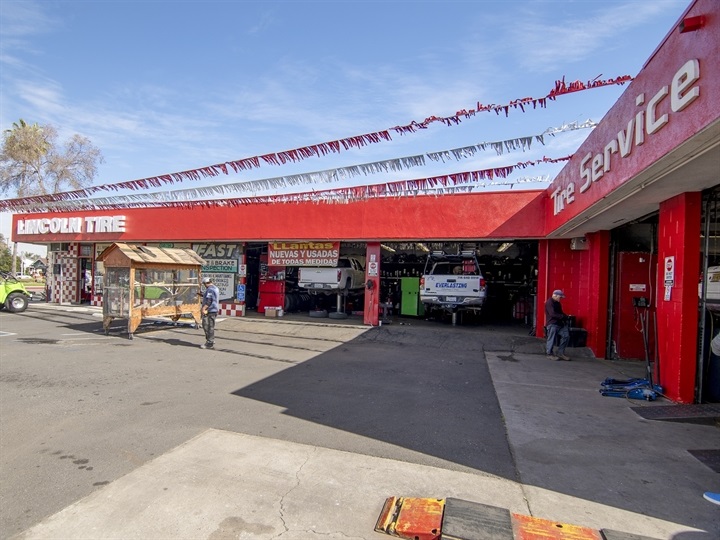 808 W Lincoln Ave, Anaheim, CA 92805
