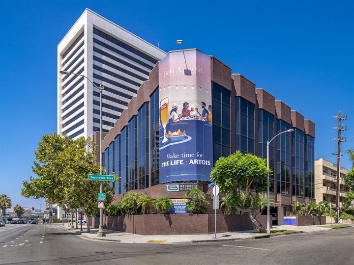 11075 Santa Monica Boulevard