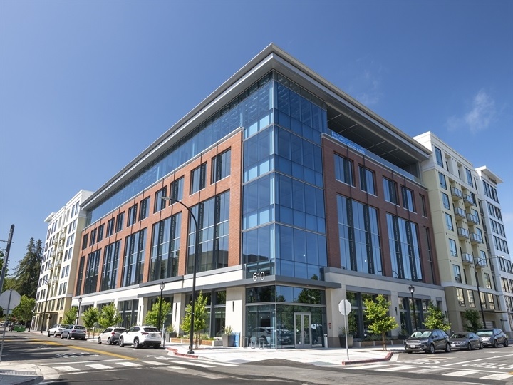 610 Walnut Street